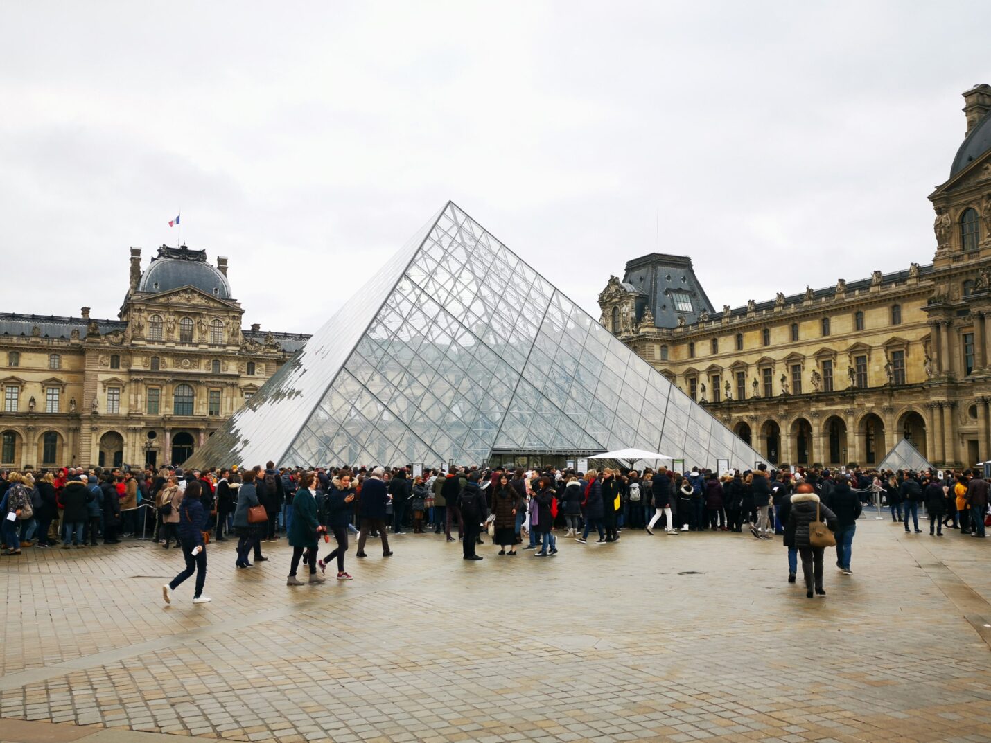 【法國巴黎】羅浮宮 你一生必訪的博物館